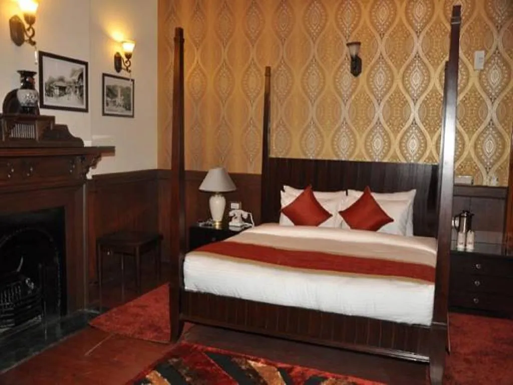 Hotel Southgate 심라