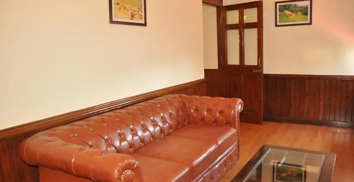 Hotel Southgate 심라
