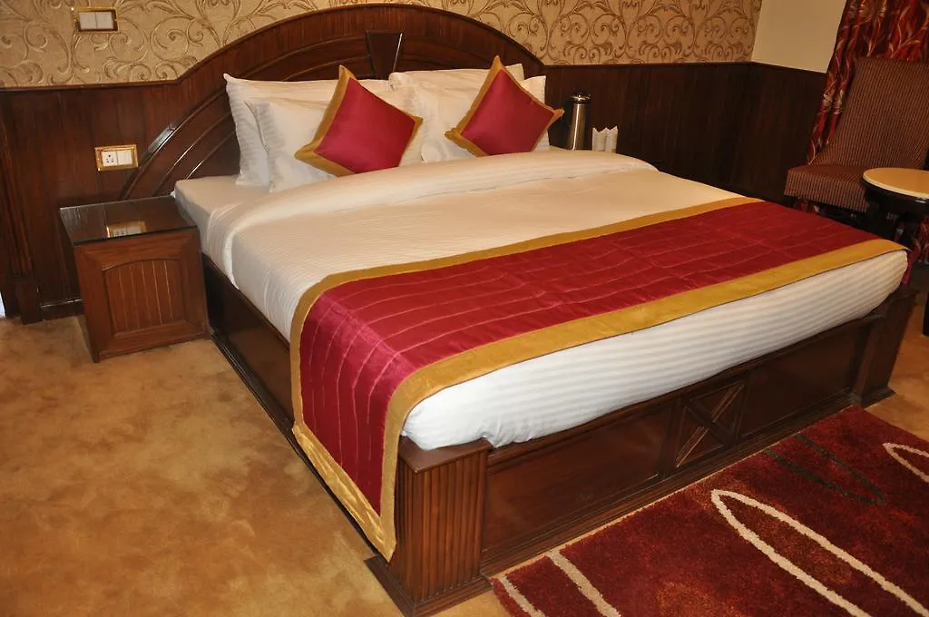 Hotel Southgate 심라