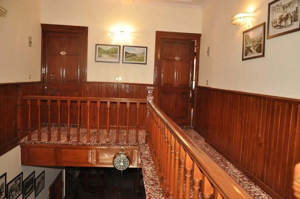 Hotel Southgate 심라 인도