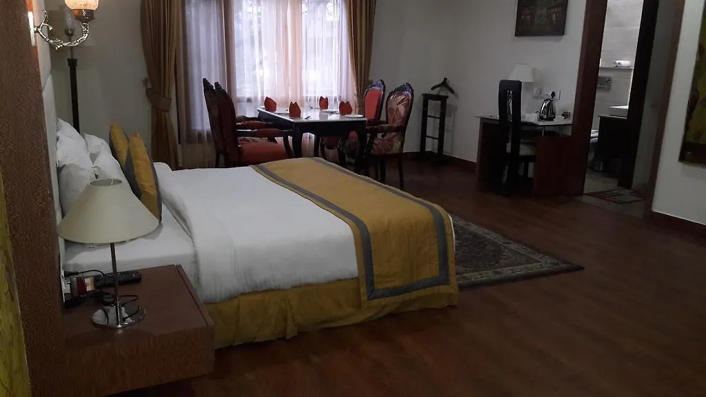 Hotel Southgate 심라