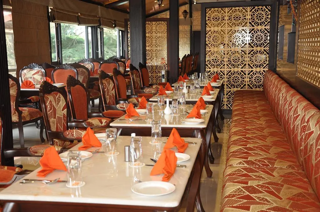 Hotel Southgate Shimla 3*,