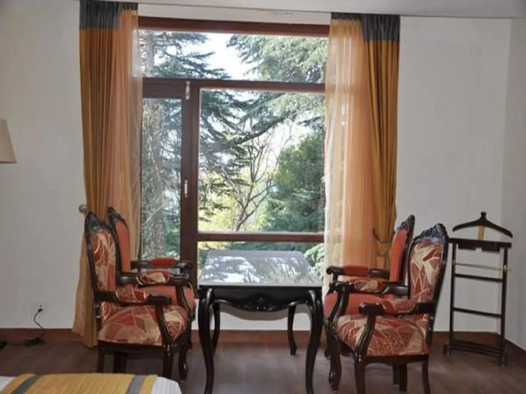 Hotel Southgate Shimla 3*,